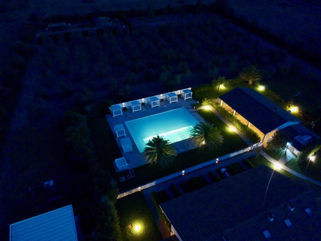Апарт отель Relais Le Fornacelle Кастаньето-Кардуччи Экстерьер фото